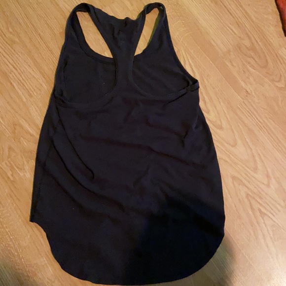 Lululemon tank top - Picture 3 of 3